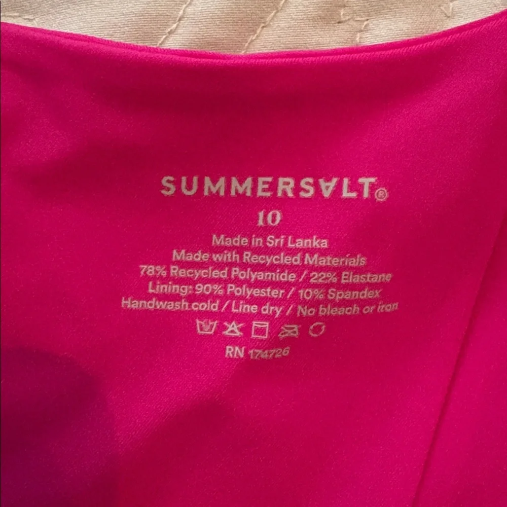 Summersalt sidestroke. Size 10. - Picture 2 of 5